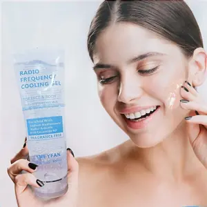 جل موصل للوجه جل تردد الراديو مكركرنت لآلة الوجه RF تستخدم للعناية بالوجه وتهدئة البشرة وترطيبها