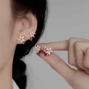 أقراط لطيفة على شكل نجمة من الزركون الأبيض للنساء، أقراط ذهبية وردية وفضية اللون بدون ثقب، مجوهرات الزفاف، هدية للأمهات